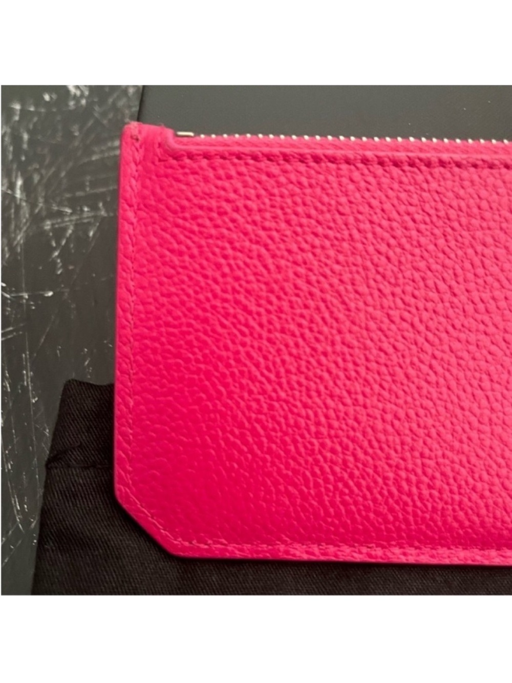 YSL PARIS
FRAGMENTS CARD CASE - Picture 10 of 15